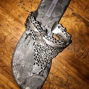 iPanema butterfly flip flop sandals